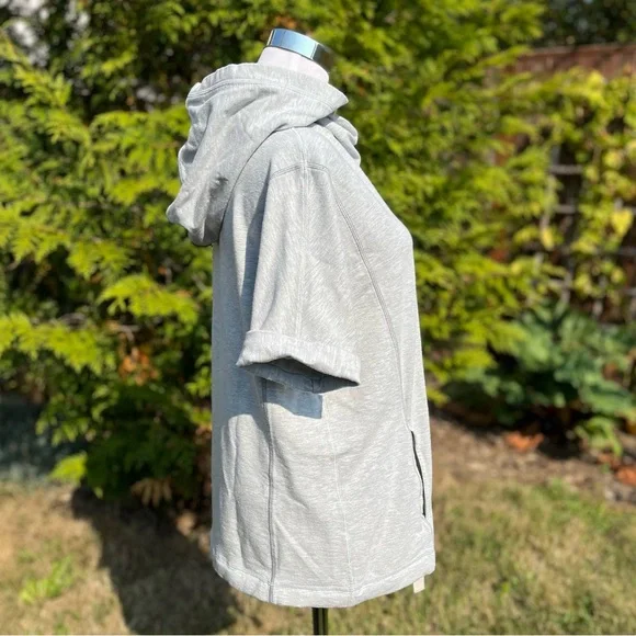 Lululemon Womens Serenity Hoodie 8 Heathered Gray Short Sleeve Pullover W3E32S - Picture 6 of 14